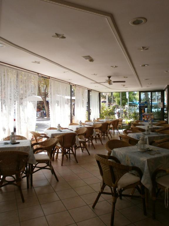 Hotel Alfredo'S Rimini Ngoại thất bức ảnh