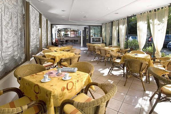 Hotel Alfredo'S Rimini Ngoại thất bức ảnh